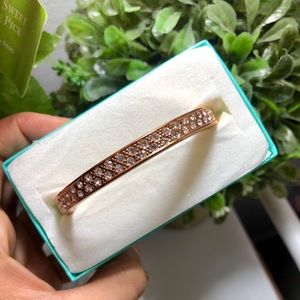 ROSE GOLD BANGLE BRACELET